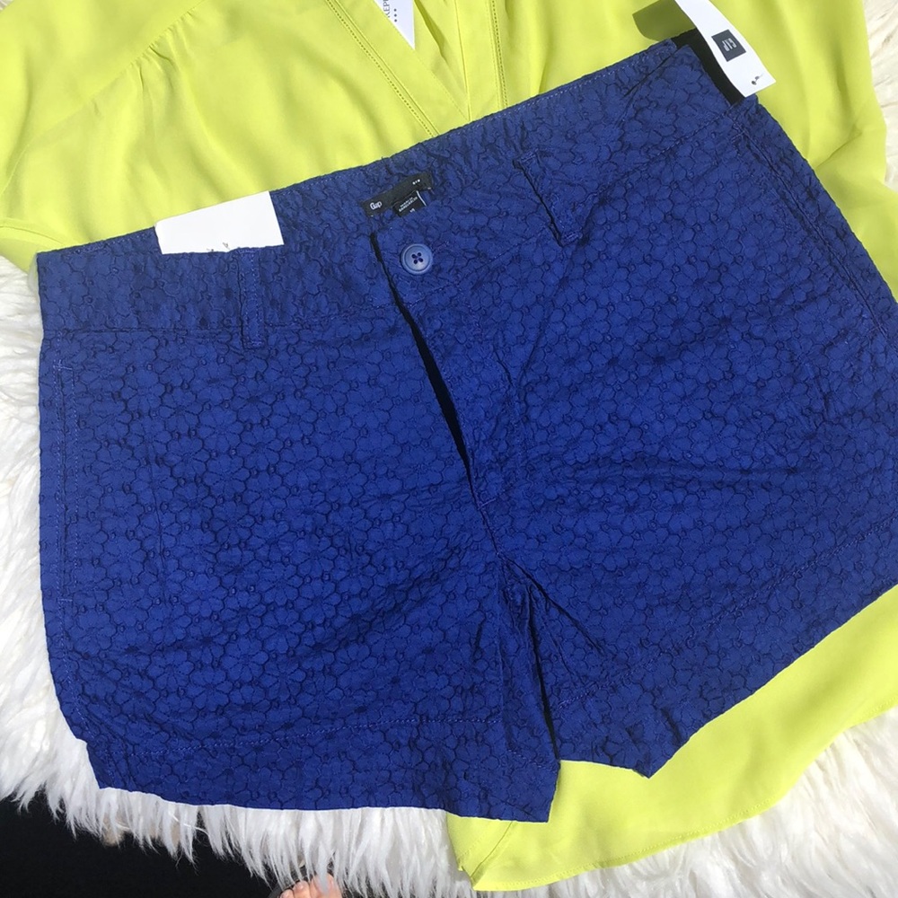 NWT Gap Khakis Electric Blue  Shorts Sz 10